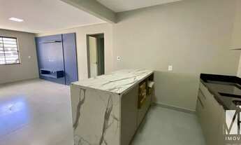 Imagem 3: Apartamento térreo com 02 dormitórios, para locação anual no centro de Balneário Camboriú