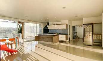 Imagem 7: Casa para venda possui 401 metros quadrados com 4 quartos em Granja Viana - Cotia - SP