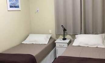 Imagem 2: Alugo apartamento com piscina particular perto da praia