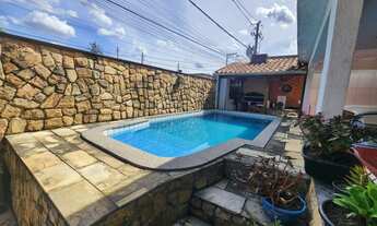 Imagem: Linda Casa independente com quintal e piscina!