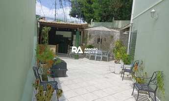 Imagem 2: Excelente casa Duplex, 155m² com 3 quartos e uma suíte e garagem