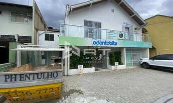 Imagem 2: Prédio comercial e residencial muito bem localizado no bairro Velha!