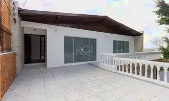 Imagem 3: Casa para Venda - 454.7m², 5 dormitórios, sendo 1 suites, 8 vagas - Teresópolis