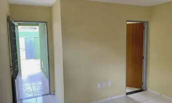 Imagem 2: FXA7.Casa para venda possui 200 metros quadrados com 2 quartos em Centro - Mantena - MG