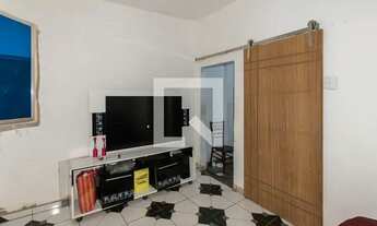 Imagem 2: Casa para Aluguel - Benfica, 2 Quartos, 80 m2