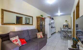 Imagem 2: Casa com 2 dormitórios e pátio de 385m²