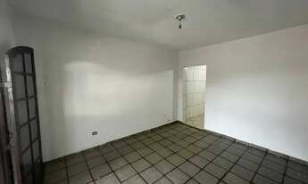 Imagem 4: Pequena casa em Carapicuíba