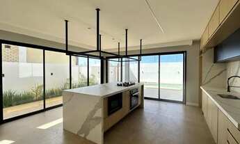 Imagem 4: Casa nova com piscina e ofurô 4 suítes no condomínio Reserva Aruanã