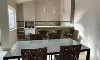 Imagem 2: Casa para venda tem 190 metros quadrados com 4 quartos , frente ao OBA e padaria Abelha Gu