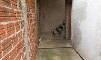 Imagem 3: Sobrado para venda possui 84 metros quadrados com 3 quartos em Jardim Araucária - Maringá