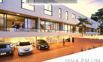 Imagem: Moura Corretora - Casas Triplex em constrruçao