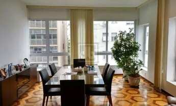 Imagem 4: Vistão mar, quadríssima, sol da manhã, 174m² de área no IPTU, living, 4 quartos com armári