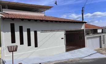 Imagem 2: Casa à venda no Bairro Bela Vista com 3 dormitórios