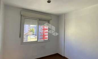 Imagem 7: Apartamento à venda com 02 dormitórios, suíte e sacada no Centro de Santa Maria, RS