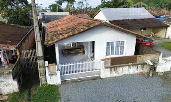 Imagem: Duas casas em um terreno