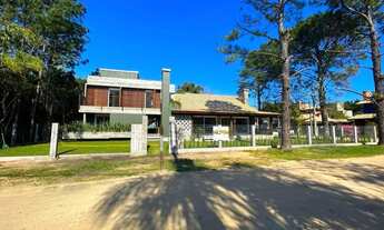 Imagem 4: Casa com 3 dormitórios à venda, 290 m² por R$ 2.800.000,00 - Praia do Rosa - Garopaba/SC