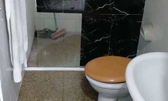 Imagem 4: Casa com sobrado nos fundos,900 mil,so a casa 600 mil