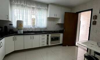 Imagem 5: Sobrado para venda possui com 3 quartos em Xaxim - Curitiba - PR