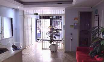 Imagem 2: Apartamento para venda tem 64 metros quadrados com 1 quarto em Centro Histórico - Porto Al