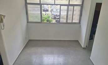 Imagem 3: Apartamento 2 quartos - Condomínio em Piedade - Portaria 24h - Reformado