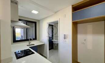 Imagem 7: Apartamento semi mobiliado de 2 dormitórios com suíte, condomínio clube, sacada com churra