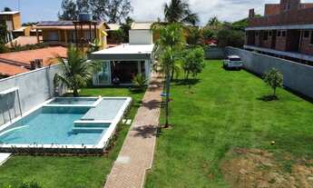 Imagem 1: CASA DE PRAIA, PÉ NA AREIA, COM PISCINA E MUITA ÁREA VERDE EM ITACIMIRIM