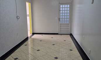 Imagem 4: Oferta Alugo Apartamento com 2 Qts na QNM8 - Ceilândia Norte