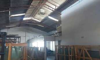 Imagem 5: Excelente galpão com total infra estrutura 700 metros quadrados