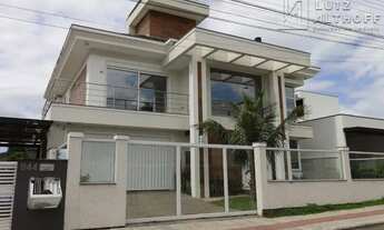 Imagem: Casa à venda, 3 quartos com 3 suítes