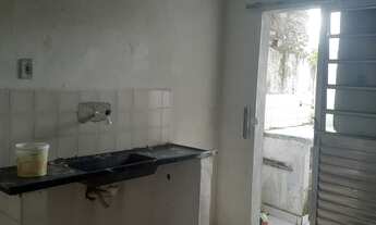 Imagem 5: ALUGO PEQUENA CASA NO BARRO DURO