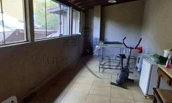 Imagem 6: Sobrado para venda tem 135 metros quadrados com 3 quartos