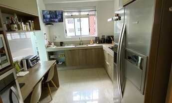 Imagem 7: Apartamento padrão Luxo, 04 quartos, 04 suítes, varanda, 03 vagas cobertas, elevador, no b