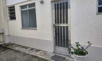 Imagem: Loft em itaipu com sala e quarto