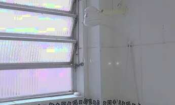 Imagem 2: Kitnet/conjugado para aluguel possui 30 metros quadrados com 1 quarto