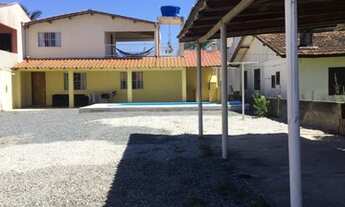 Imagem: Sobrado a 30 metros da praia em Itapoá