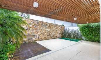 Imagem 2: Casa de condomínio para venda tem 300 metros quadrados com 4 quartos em Santo Amaro - São