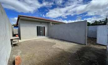 Imagem 2: Casa para venda possui 60 metros quadrados com 2 quartos em das Laranjeiras - Serra - ES