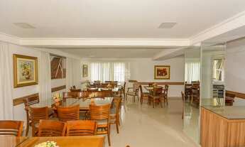 Imagem 4: Apartamento para venda tem 70 metros quadrados com 3 quartos em Água Verde - Curitiba - PR