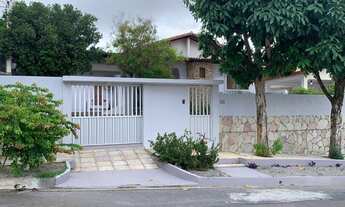 Imagem: Casa perto da UFRN com 4 quartos