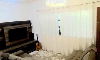 Imagem 3: Casa Sobrado para venda possui 240m² com 3 quartos - Mogi das Cruzes