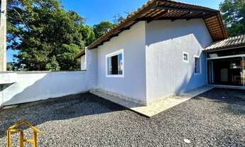 Imagem: Casa plana geminada em Barra Velha, 3 quartos