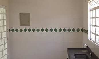 Imagem 2: Kitnet/ Casa- Próximo a Praça Brasil- Japão- Confiança- Botucatu - SP