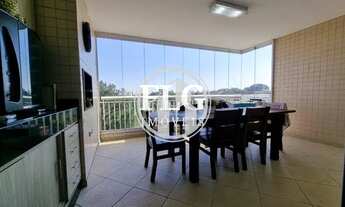 Imagem 2: Apartamento com 3 quartos, sala ampliada e 2 vagas de garagem na Agua Rasa