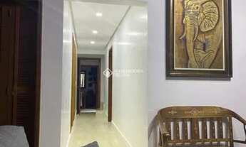 Imagem 2: PORTO ALEGRE - Casa Padrão - Partenon