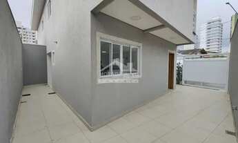 Imagem 2: Sobrado Geminado na Guilhermina, 3 dormitórios, confira na Praia Grande - SP