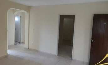 Imagem 5: Apartamento em Tirol com 2/4 + Dependência, 1 Vaga, Escada