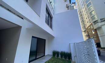 Imagem: SOBRADO COM 03 SUÍTES - QUADRA MAR