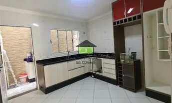 Imagem 7: Excelente casa em condomínio fechado, apenas 5 minutos do centro de Cotia e 1 minuto da Ro