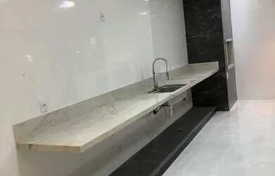 Imagem 6: Vendo casa Jardins Lisboa, 4 suítes plenas, área Gourmet, 4 vagas de garagem, nascente