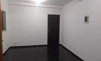 Imagem 4: Sobrado para aluguel possui 50 metros quadrados com 1 quarto em Campo Grande - Rio de Jane